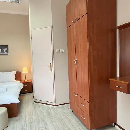 Garden Vila Bed & Breakfast